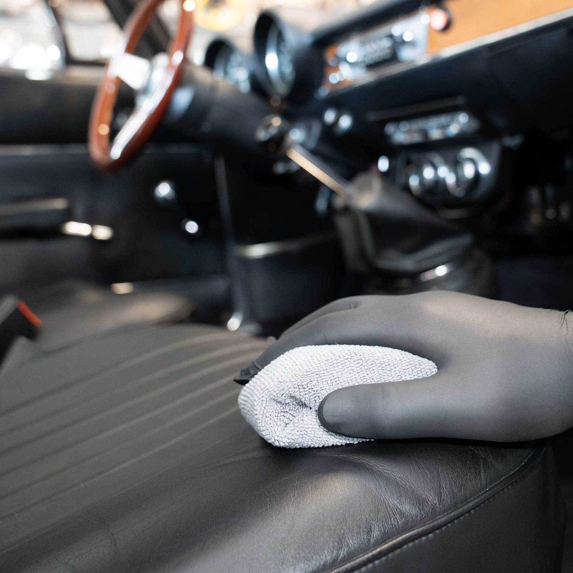 COLOURLOCK Classic Car Leather Care Set