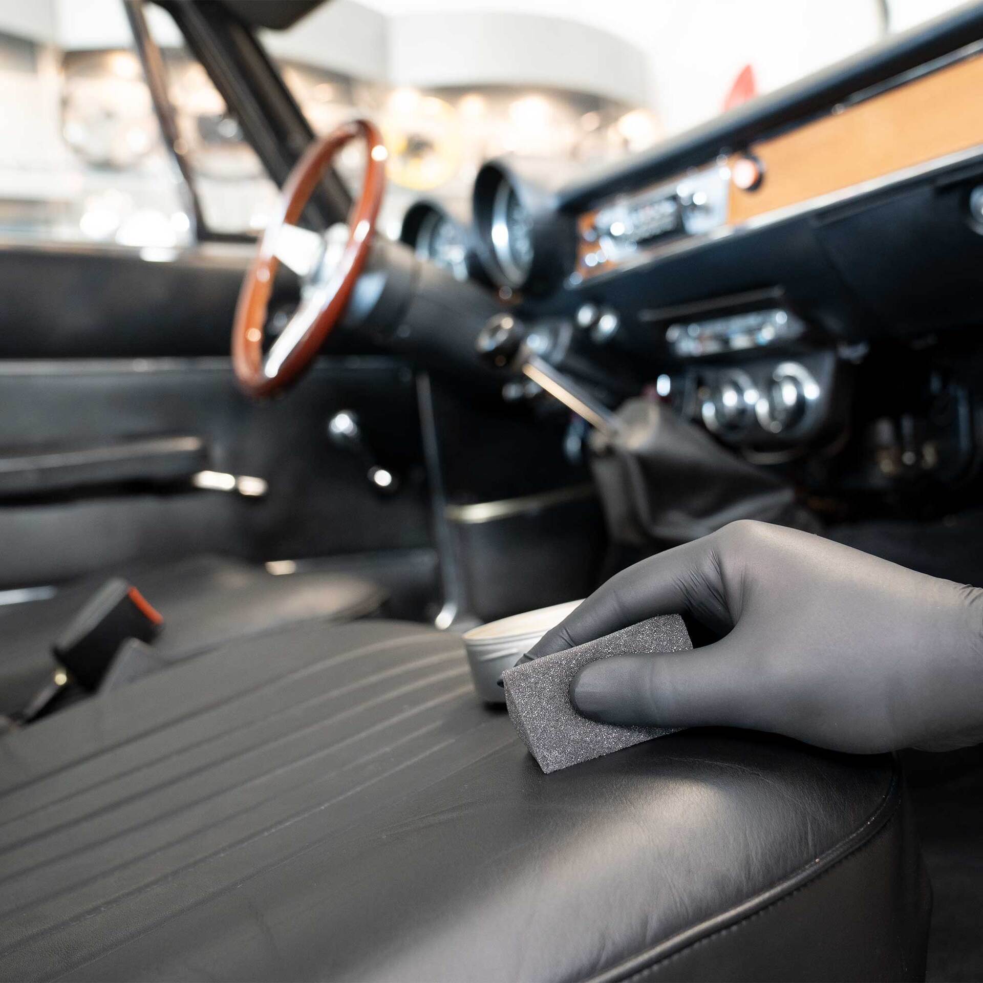 COLOURLOCK Classic Car Leather Care Set